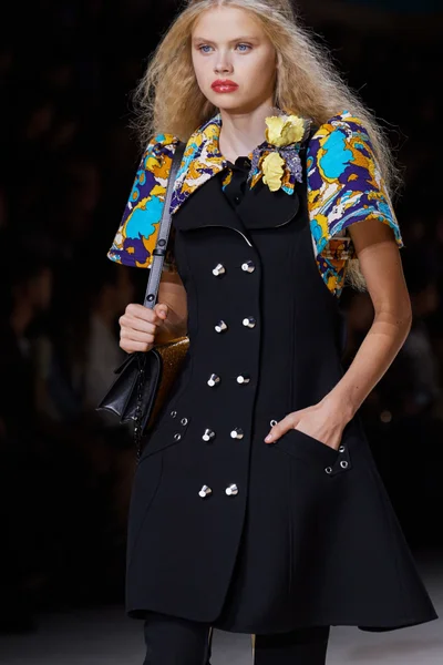 Look 104